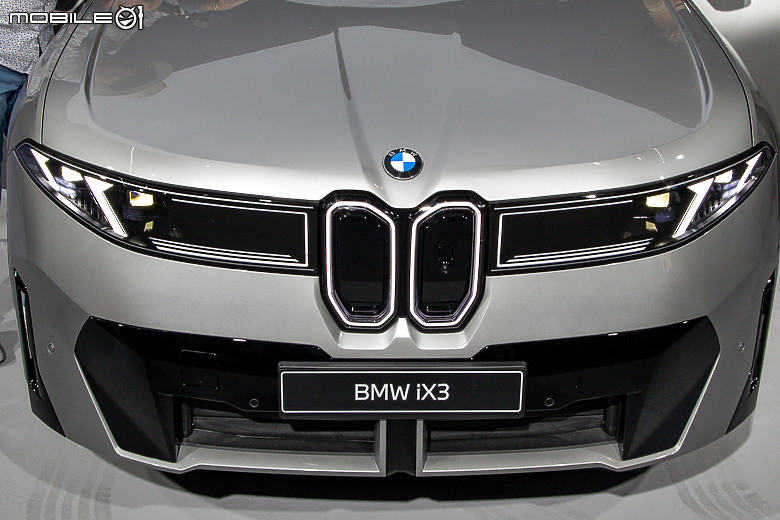 BMW 全新世代 iX3 德國發表會現場實拍 & 技術詳解!