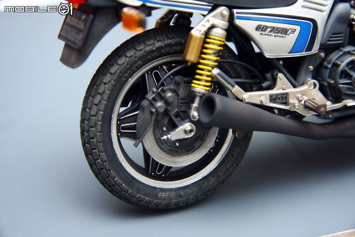 [模型製作記]HONDA CB750F 1/12
