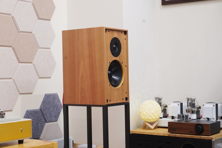 【開箱分享】WiiM AMP Ultra × BestVox M7 × Klipsch RP-1000sw —— 精巧體積也能爆發驚人聲勢的 2.1 系統