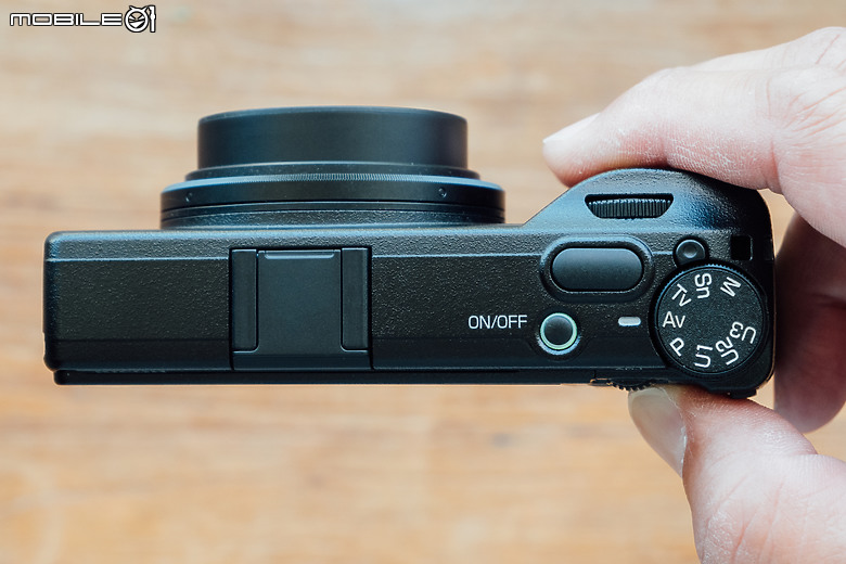 RICOH GR IV 評測報告｜影像核心、拍攝體驗雙重進化！ft. GR3x HDF