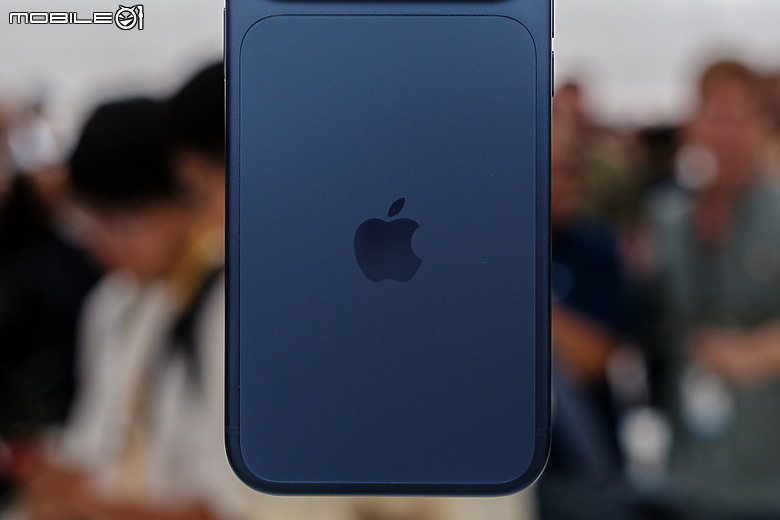 蘋果發表會直擊:iPhone 17 Pro革新、iPhone Air至薄!