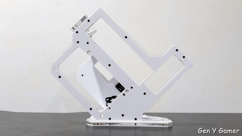 小巧精緻 DIY！EZDIY-FAB 盾系列轉接頭 尬 GEEEK Rhino S ITX 機殼