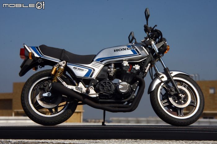 [模型製作記]HONDA CB750F 1/12