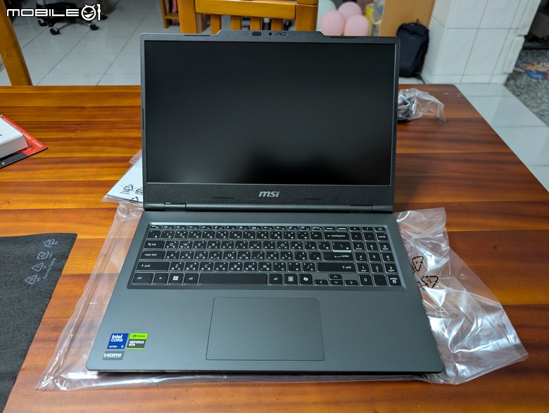 VenturePro 15 AI A1 開箱