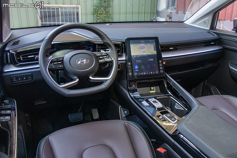 Hyundai Custin 2.0T 試駕｜性能不再有缺憾，火力全開搶訂單！