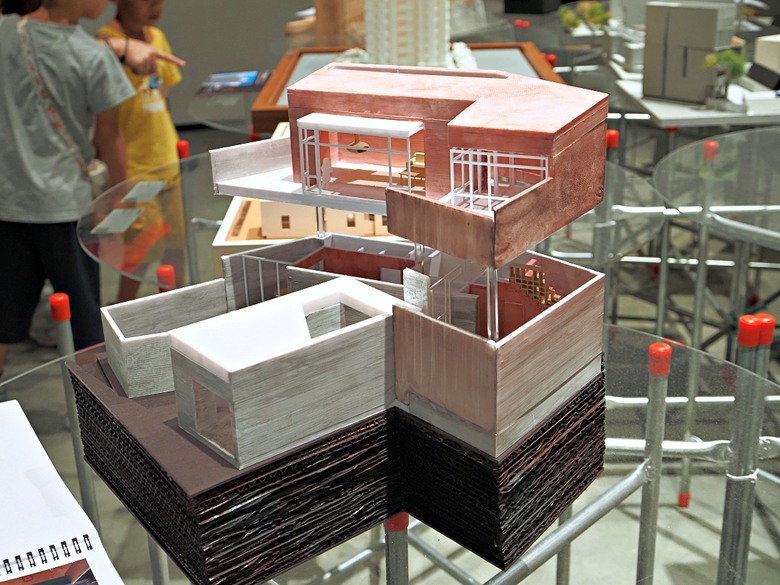 西市場(大菜市)、臺南市美術館2館、台南林百貨、戎館(黑橋牌專賣店)、白日, 夢霧所－蝸牛市吉、原臺南神社社務所、黃家碗粿+泉記狀元粿 — 臺南市區懷舊商店街肆與美食散策