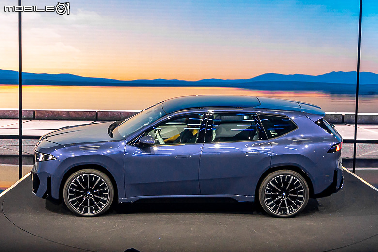 BMW 全新世代 iX3 德國發表會現場實拍 & 技術詳解!