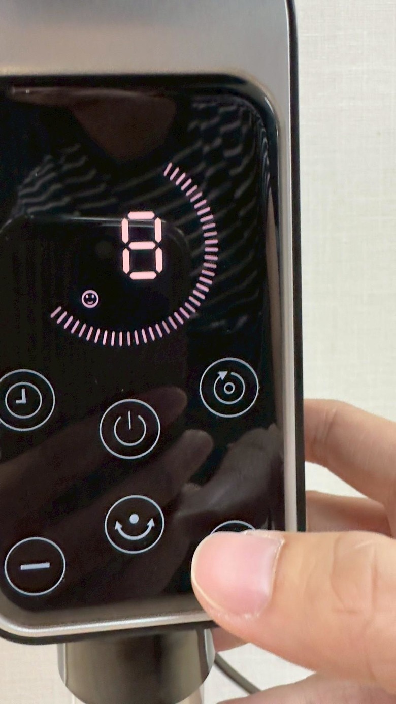 [開箱] PHILIPS DC 循環扇(立式)｜好立扇是省電費的好幫手...