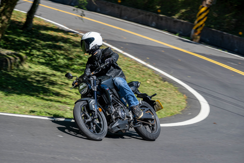 點我看大圖 HONDA CB300R試駕|回歸檔車的起點,重回單缸的懷抱!