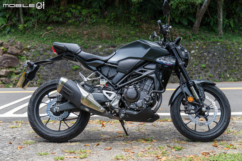HONDA CB300R試駕｜回歸檔車的起點，重回單缸的懷抱！
