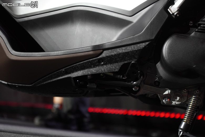 【採訪】2025 YAMAHA NMAX 搭載全新電控「YECVT」登場，真正白牌旗艦羊，建議售價:137,000元