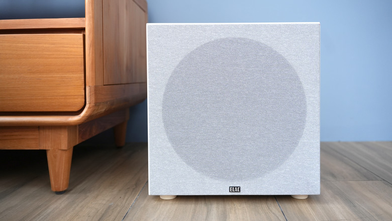 【阿洪開箱中】平價中的旗艦聲 —ELAC Carina 劇院系統解析 搭配ELAC SUB1225W 重低音 + Onkyo TX-RZ30 環繞擴大機