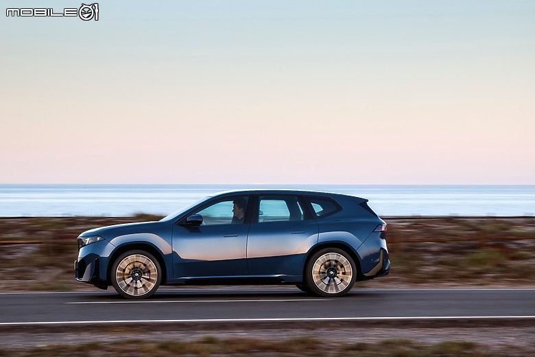 【海外新訊】BMW 全新世代 iX3 正式亮相,搭載第六代 eDrive 技術擁有 805 公里續航里程!