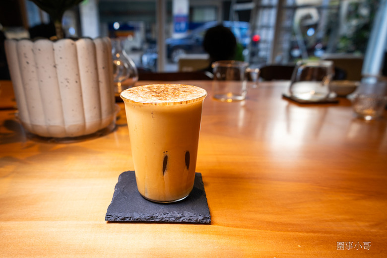 中壢咖啡廳推薦-Mukka cafe-沐卡咖啡,手沖咖啡匠心獨具,咖啡師信手拈來都是讓人回味再三的極品~有自製的美味甜點也有高質感的點心~