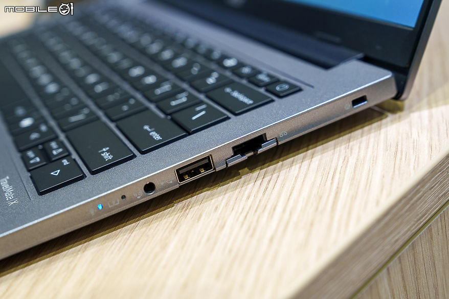 【IFA 2025】主打高效率混合工作模式 Acer 發表全新 TravelMate X4 14 AI 商務筆電