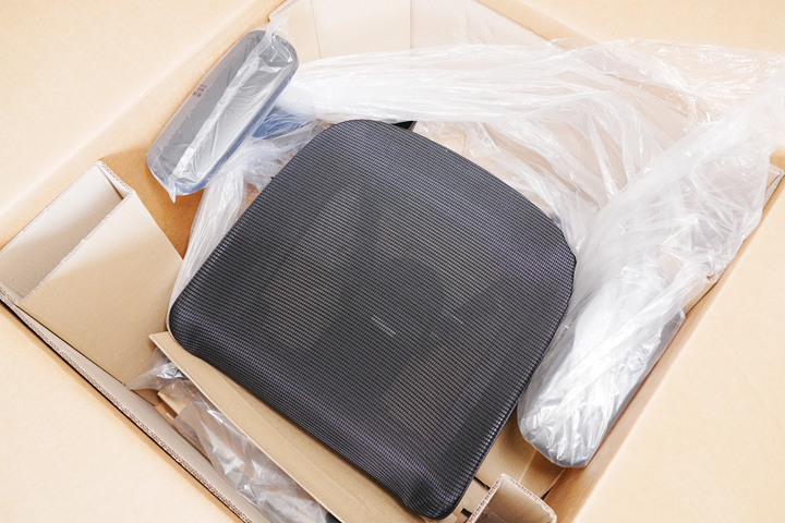 告別腰酸背痛的椅上生涯,開箱SIDIZ T50 AIR 全網高階人體工學椅