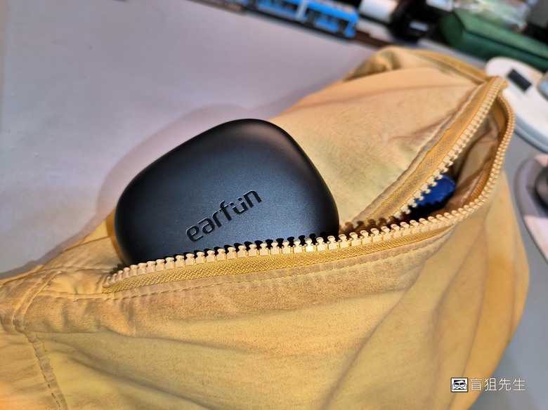 【盲狙先生傳101】EarFun OpenJump Open-Ear Wireless Earbuds | 做到HiRES認證加上超舒適配戴!!實測結果不入耳聲音超清楚!!