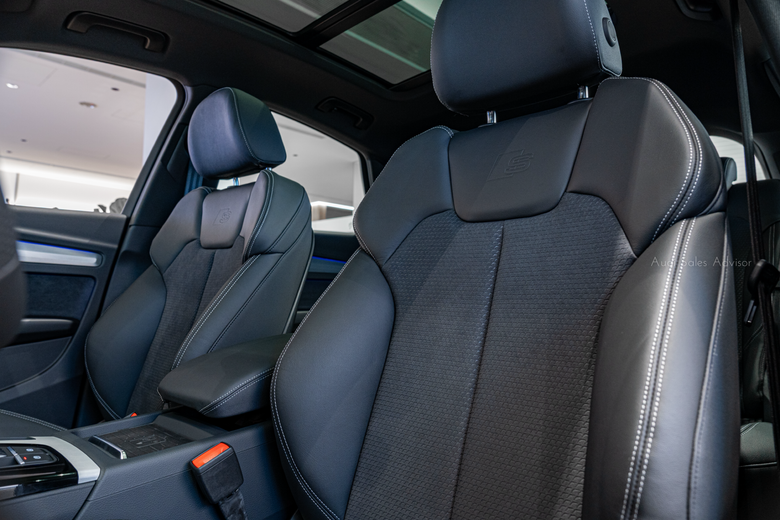 實車分享｜Audi Q5 Sportback 40 TFSI quattro S line｜金屬星際藍 Navarra Blue Metallic 2D