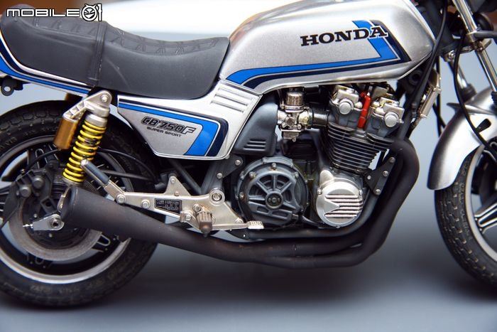 [模型製作記]HONDA CB750F 1/12