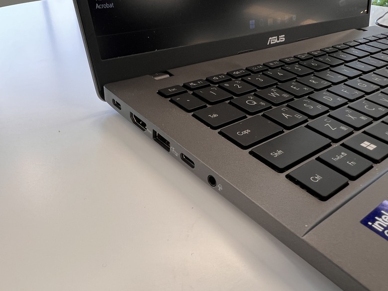低調文書機 ASUS S3407CA開箱