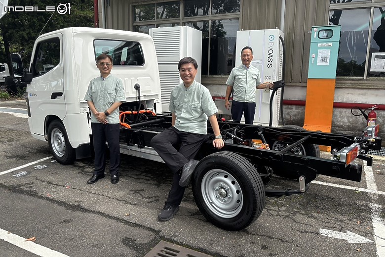 【國內新訊】中華ET35木床車141.9、底盤車138.9萬元起，首款國產純電3.5噸商用車正式開放預接單！