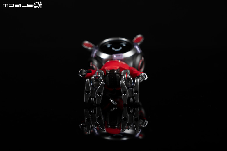 ROG OMNI 可動公仔開箱｜造型盡展 ROG 精神，世界觀具象化的起點！