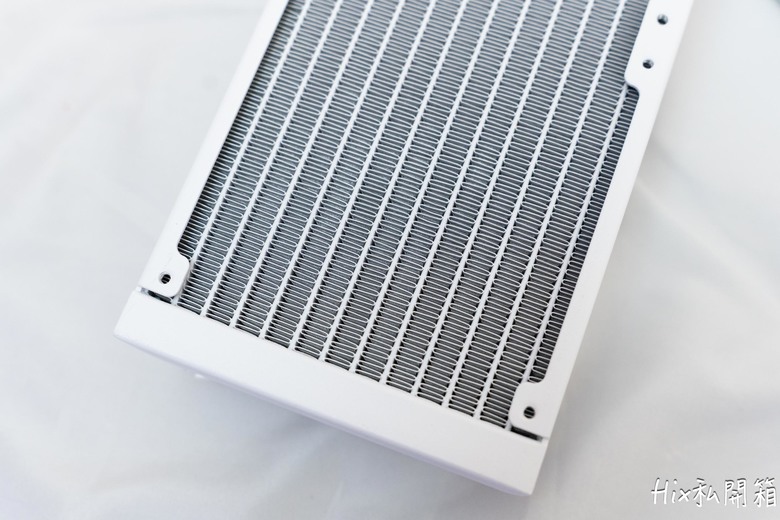 點我看大圖 水冷CP王挑戰者 TCOMAS LE200 AIO水冷