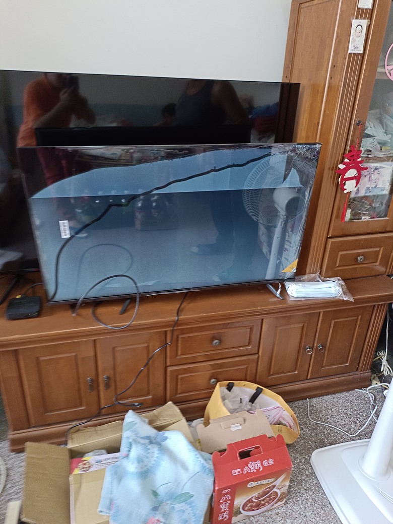 鬼月買伊瑪電視 嚇死我了(廠商已通知Pc home退款 要3~7天才能確認收到)