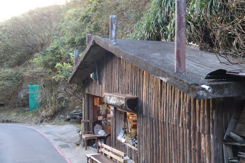 【遊記】第二練，意外的找到了「酋長岩」，意外的在「鼻頭角步道」找到車位，東北角暨宜蘭海岸國家風景區 - 大漠國渡