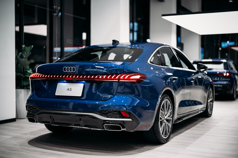 實車分享｜Audi A5 TFSI 150 kW S line｜在烏鴉的世界裡，天鵝也有罪