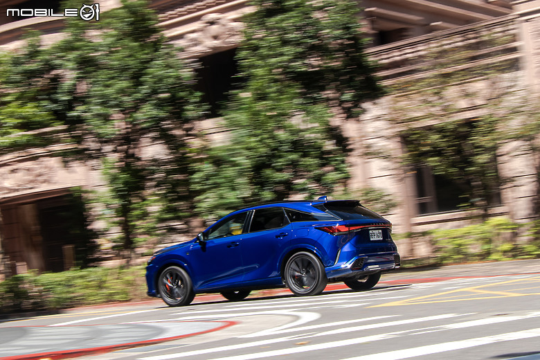 Lexus RX 500h F Sport Performance 試駕|乖乖牌也能偶爾使壞!