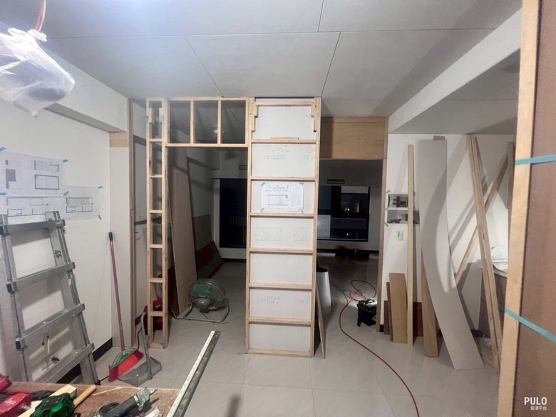 【開箱】高雄室內設計,12坪小宅這樣解決暗廳格局問題!