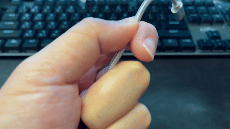 開箱｜TOUGHER 專業認證織繩傳輸線充電線 - 親民且耐操，又有晶片保護充電更安心！