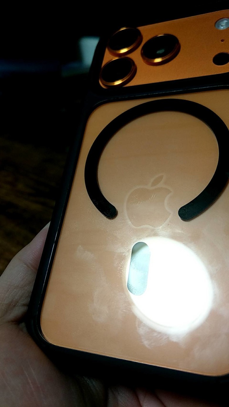 I 17 PRO x IMOS磁吸軍規保護殼