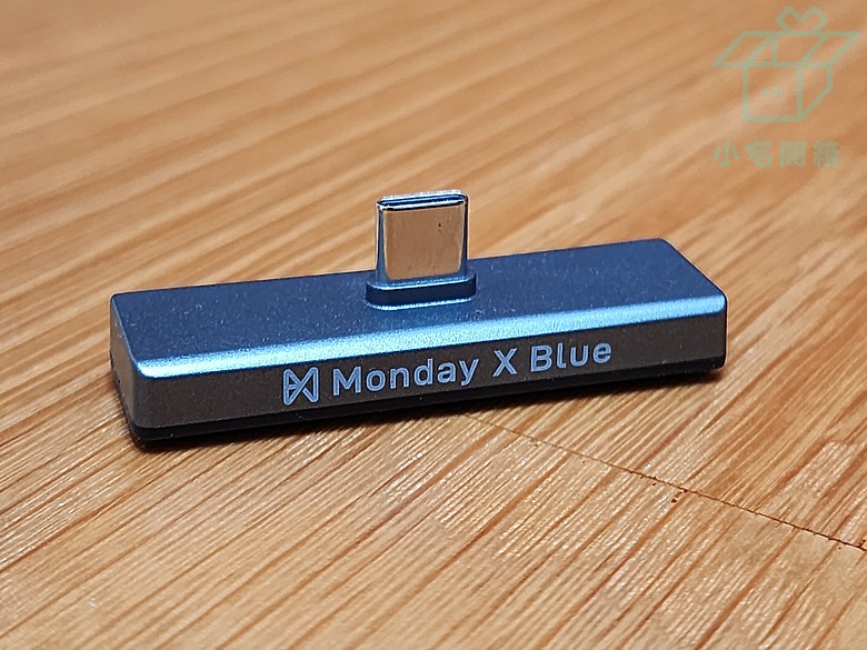 點我看大圖 【小宅開箱】Monday X Blue 隨身外接硬碟 PSSD|輕如羽毛,彈指大空間