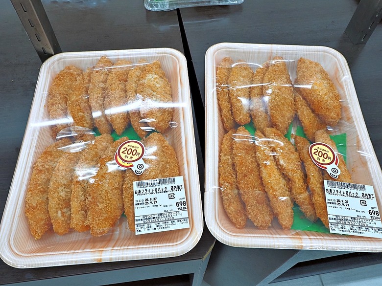 和牛專門店之焼肉神社うしいち、炸豬排達人之かつ乃屋、觀光客最愛之國際通與週邊、精品免稅店大集合之T GALLERIA、在地人購物點之San-A NAHA Main Place — 2025年教師節連假之日本沖繩不自駕四日之旅 第二回 那霸市區美食、逛街與購物