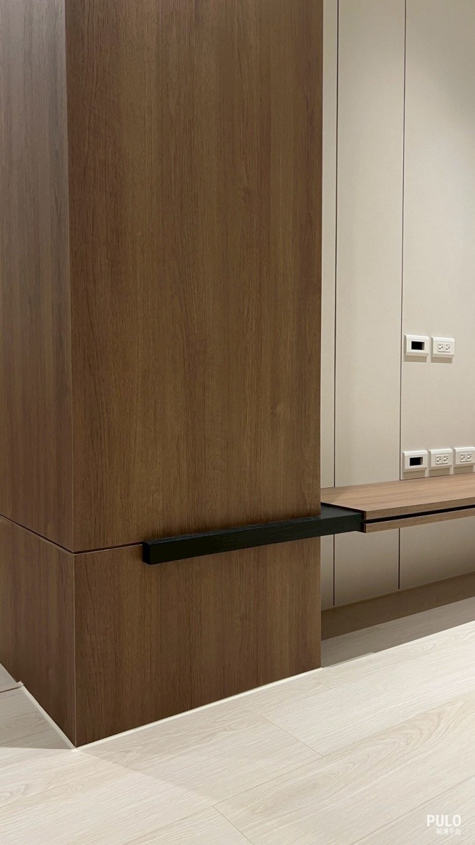 【開箱】高雄室內設計,12坪小宅這樣解決暗廳格局問題!