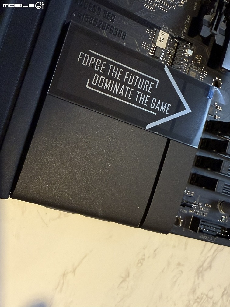 點我看大圖 無光害設計 & 高效能與實用性兼具 B850 Challenger WiFi 開箱