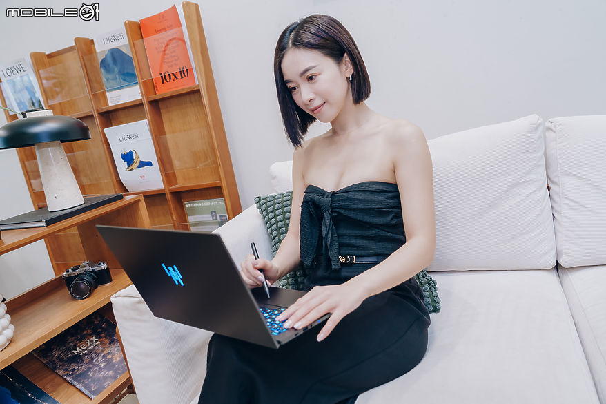 Acer Predator Triton 14 AI｜手繪觸覺回饋觸控板盡展創作實力