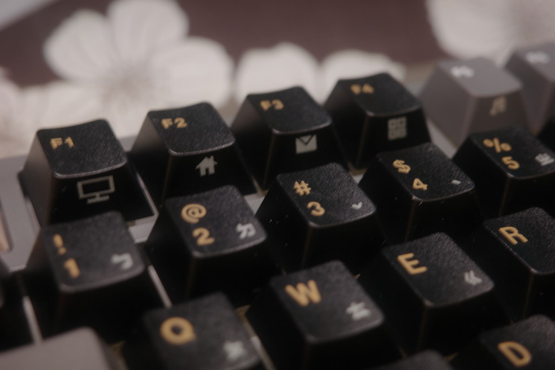 RK M75 開箱體驗 RK走出卷王的第一步