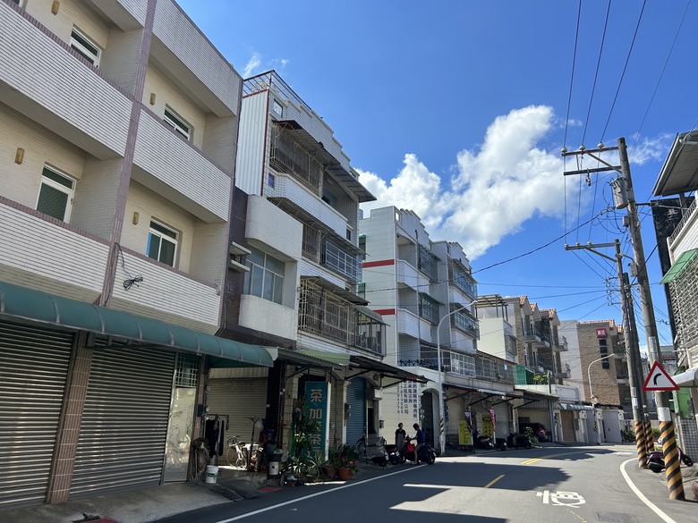海 線 高 雄 梓 官 一 日 騎 遊 ( 中 集 )