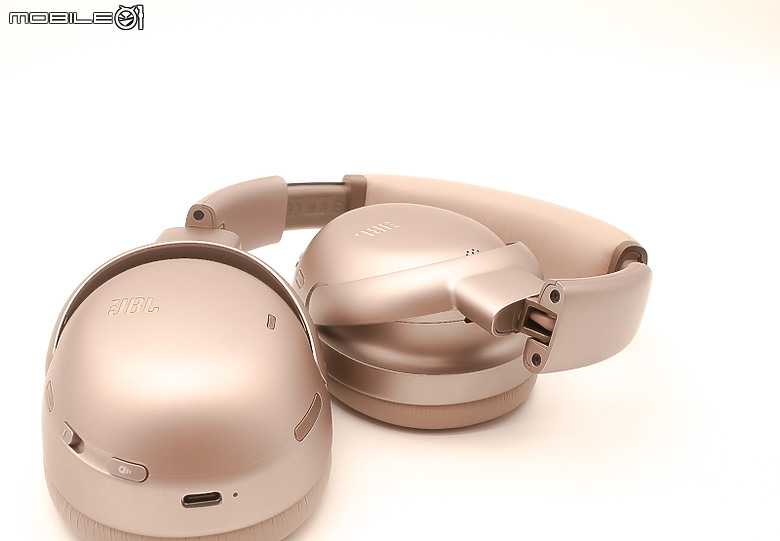 【北極熊開箱】 JBL Tour One M3- 全能旗艦，值不值得為「多功能」買單?