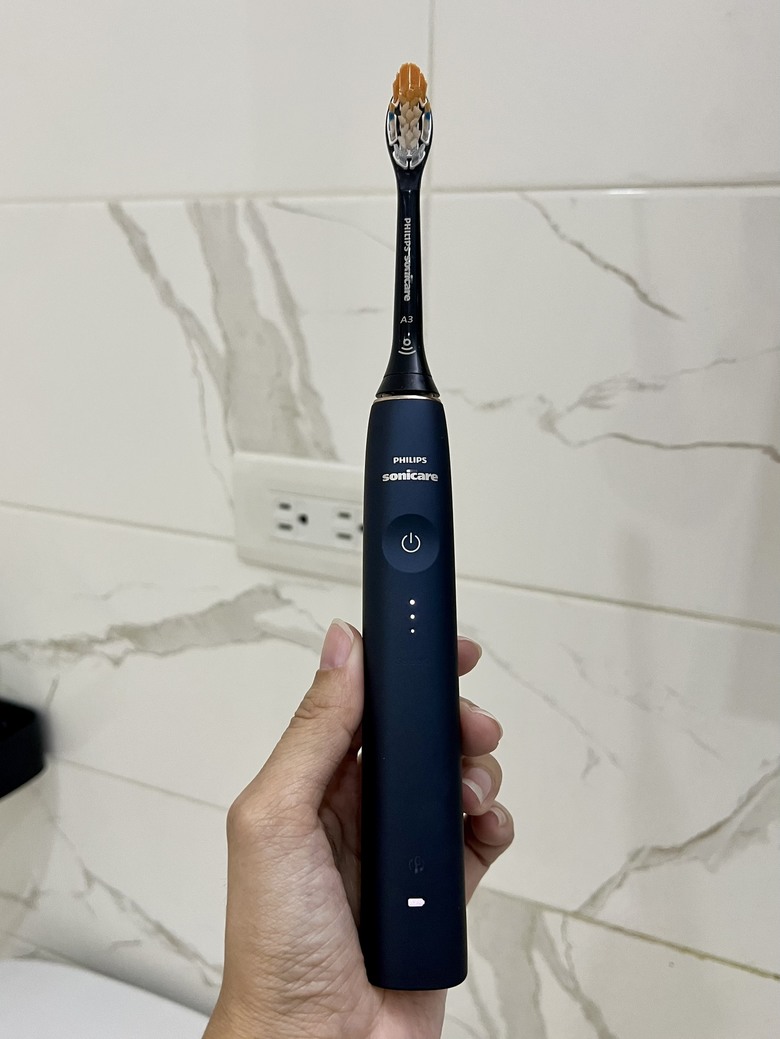 週慶電動牙刷升級頭等艙：飛利浦AI HX9996