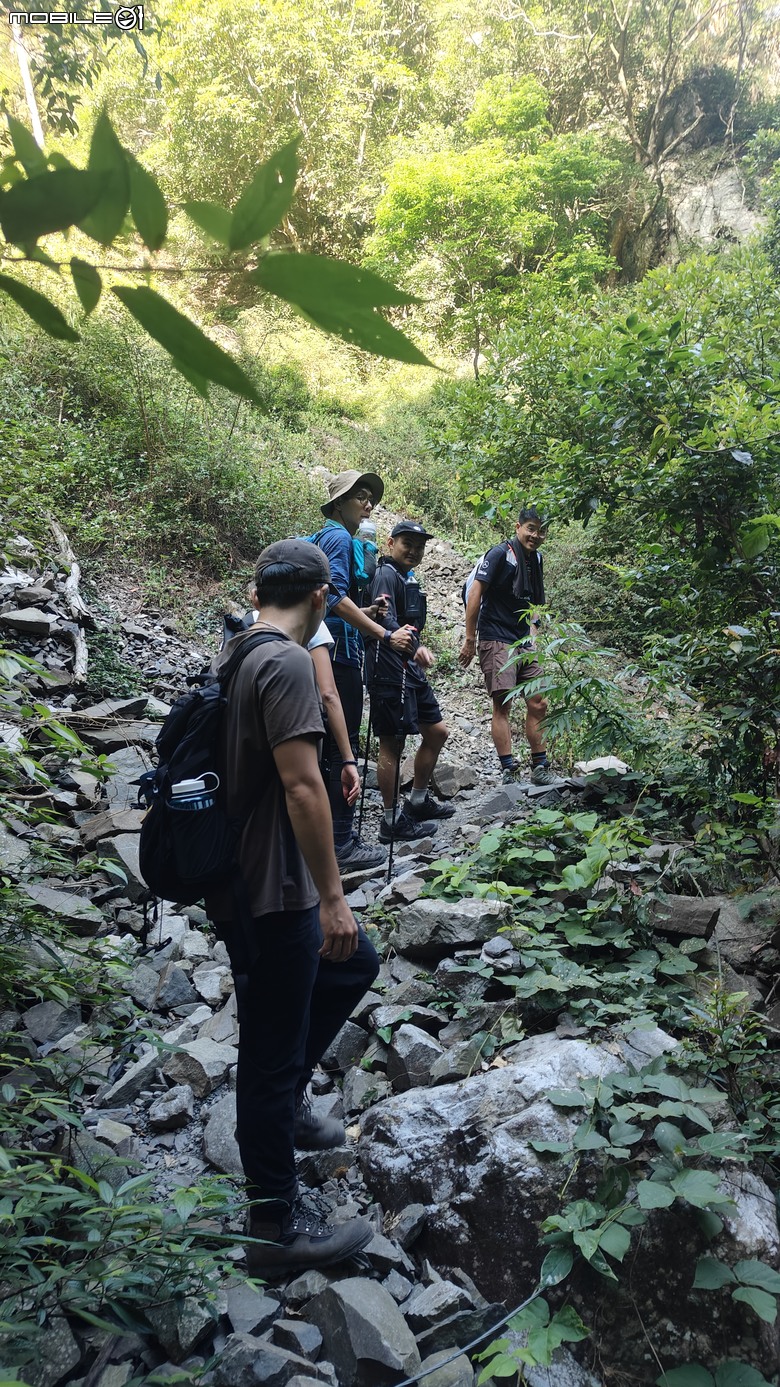 台北天氣不好-到中部爬山-谷關七雄-烏東縱走