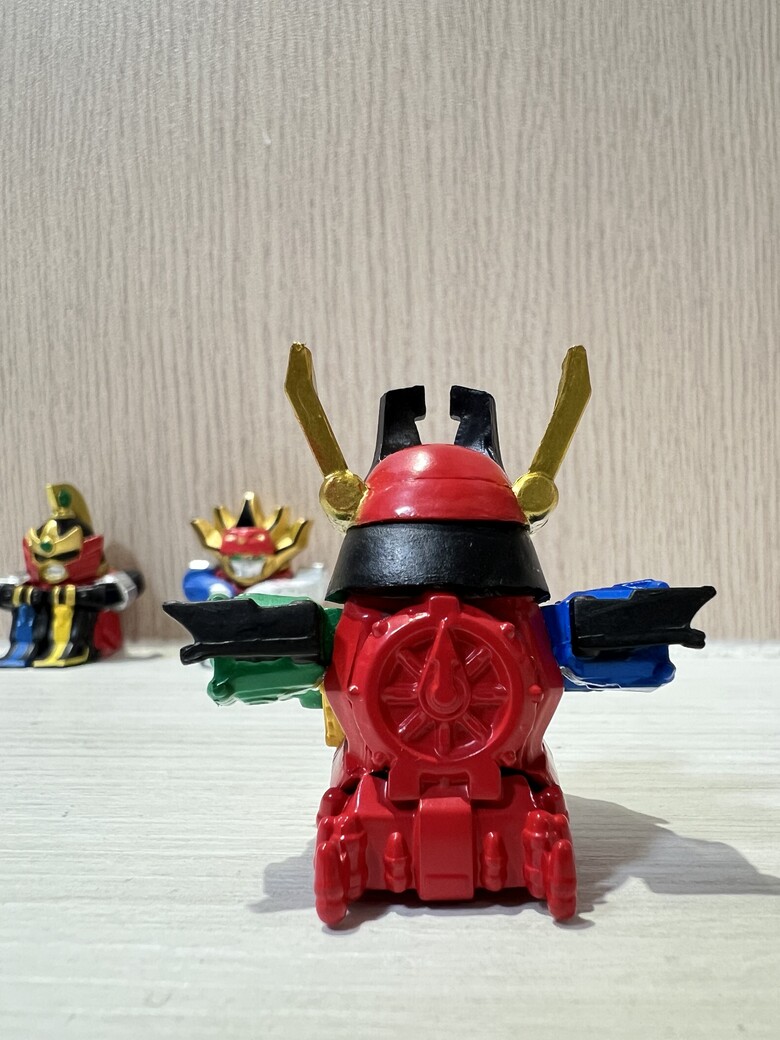 今天不打怪只等人？萬代《苦苦等待 超級戰隊機器人》四大機器人大集合！