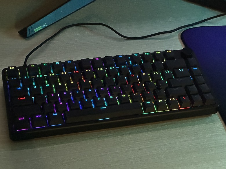 我把鍵盤滑鼠換成INZONE大全餐啦~~