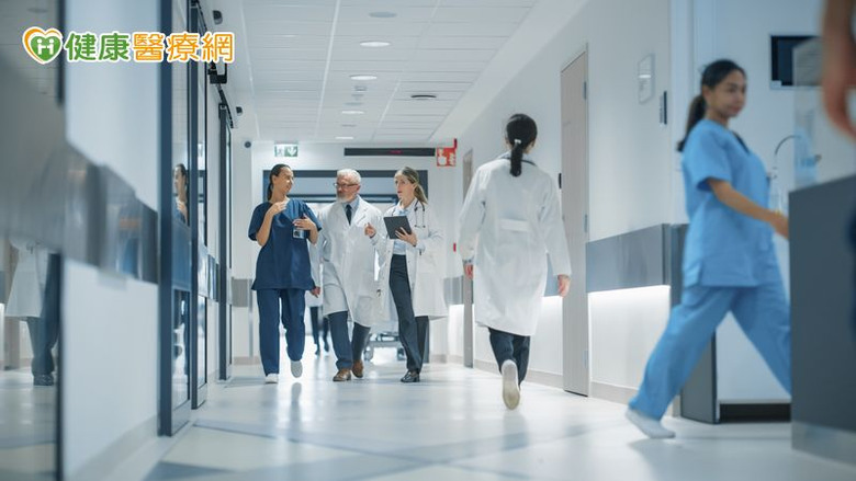 點我看大圖 外科手術結合免疫與標靶治療多專科協作讓肝癌治療更有彈性