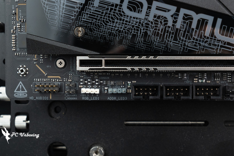 DDR5 10800 達成!這才是 AMD 超頻板該有的樣子!!華擎 ASRock X870E Taichi OCF 主機板開箱評測