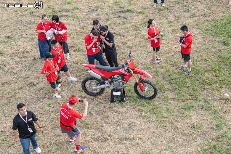 2025 DUCATI大會師在義大！新車搶先看、現場直接抽一台新款電子鳥！