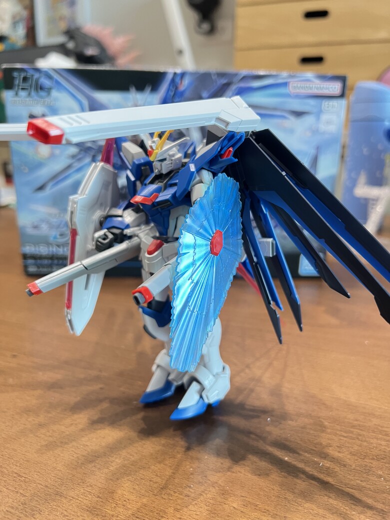 【開箱】紅球一轉三隻入手！Rising Freedom × ν Gundam 熱血集結🔥